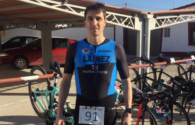 Eduardo Laínez, de la SDR Arenas, participó en el Duatlón de Tauste