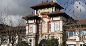 Edificio donde se ubica la sede de INTIA