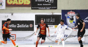 El Aspil Jumpers Ribera Navarra de Fútbol Sala se impone al O'parrulo de Ferrol por 6 goles a 1