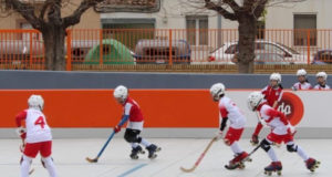 Derbi entre los benjamines del Tudela Hockey Club