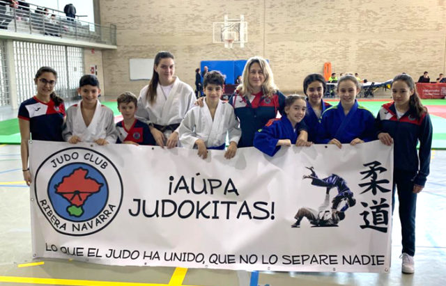 El club de Judo Ribera Navarra conseguía este fin de semana 5 segundos puestos y 2 terceros en la segunda fase de los Juegos Deportivos de Judo. La cita tenía lugar el sábado, 29 de febrero, en el polideportivo Trinquete de Mendillorri.