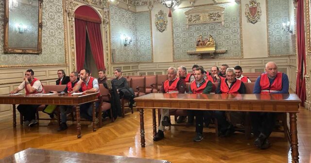 Agricultores de Montes de Cierzo y Valdetellas en el pleno