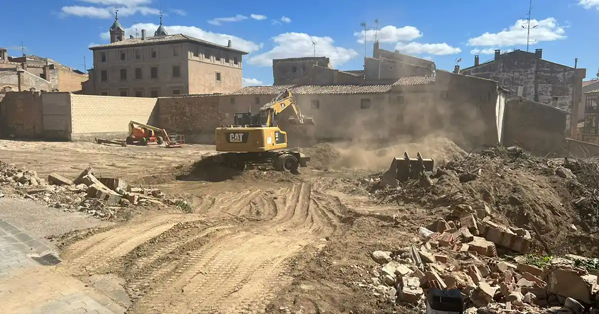 solar del Palacio de Corella como aparcamiento